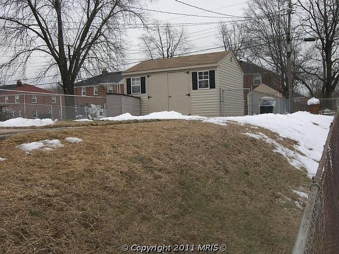 2nd image of 4925 Saint Gemma Rd