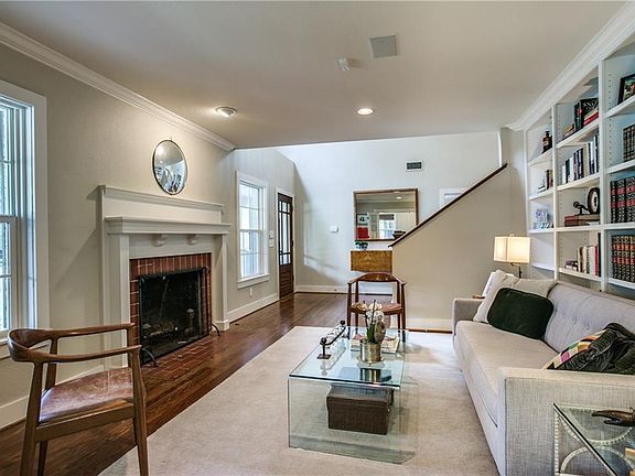 5th image of 5614 Greenbrier Dr