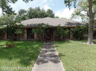 413 Beechwood Dr, Victoria, TX 77901