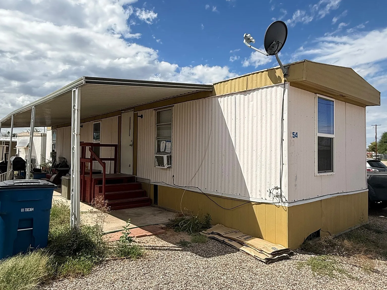Beautiful Move-In Ready Mobile Home 2 Bed 1 Bath — Photo 1