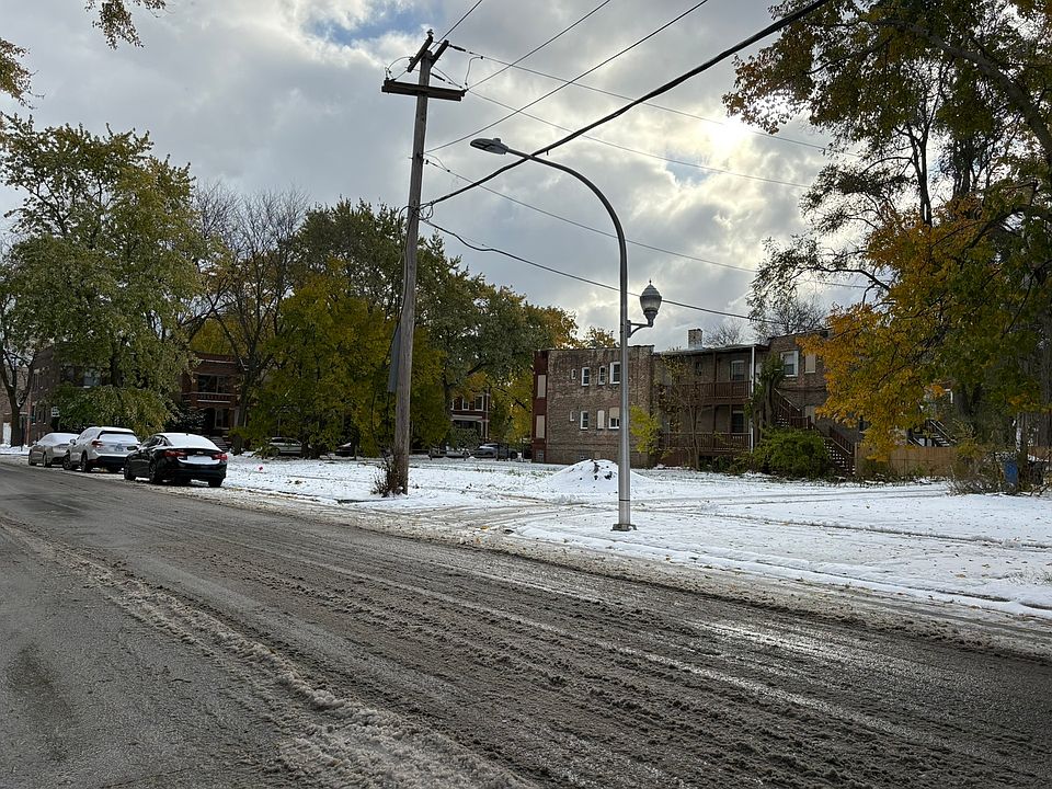 2nd image of 7300 S Dante Ave