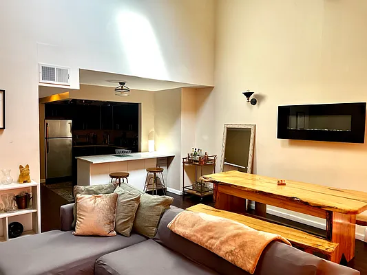 Rented by Highline Residential | media 14