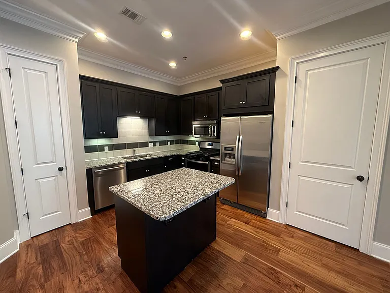 4120 Ridgefield Dr #208 — Photo 9