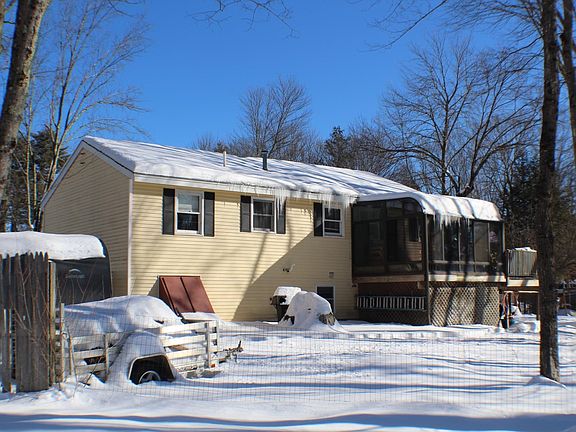 5th image of 37 Woodbine Avenue