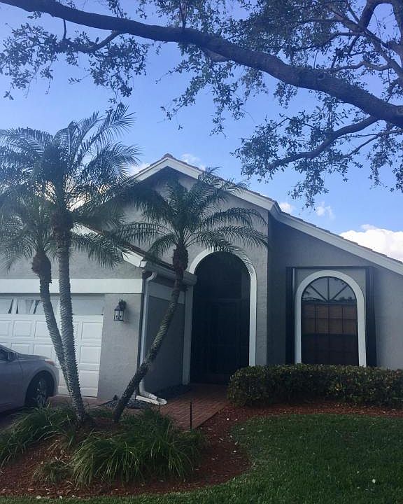 1st image of 187 Orange Dr