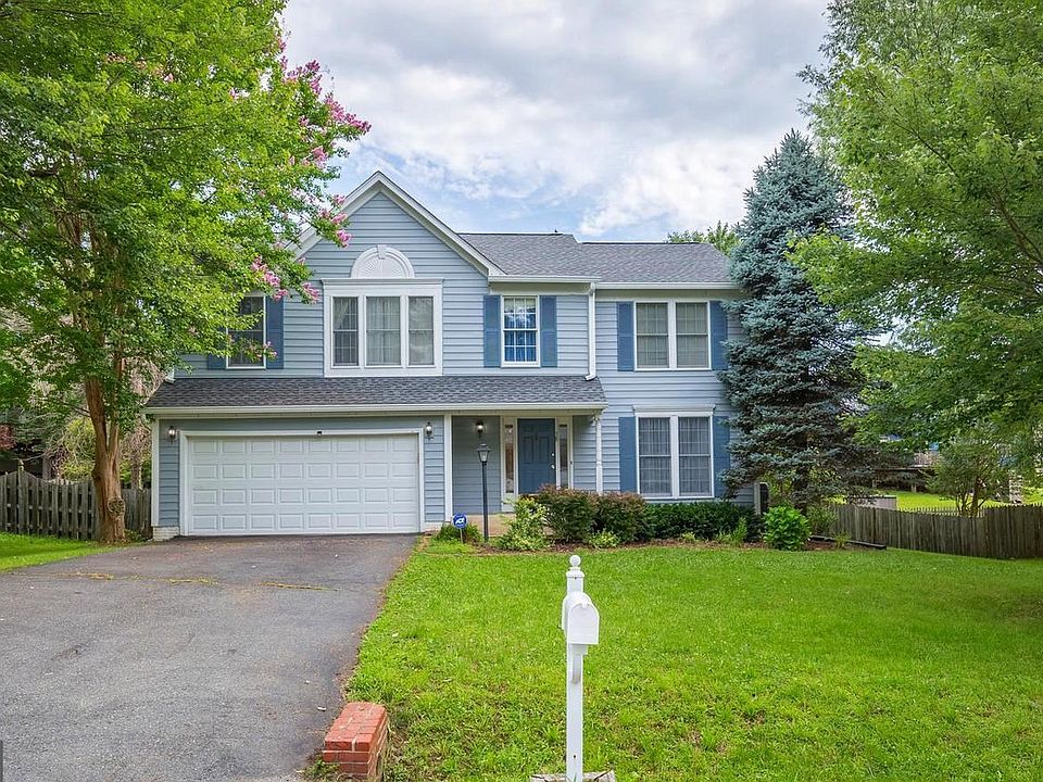 1st image of 38 Settlers Way