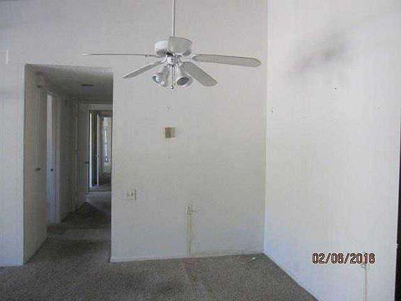 Dining room with fan