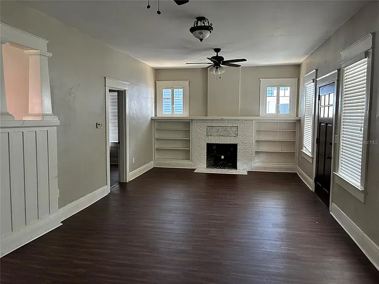 611 S Willow Ave — Photo 5