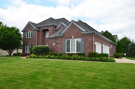 2nd image of 340 Avena Cir