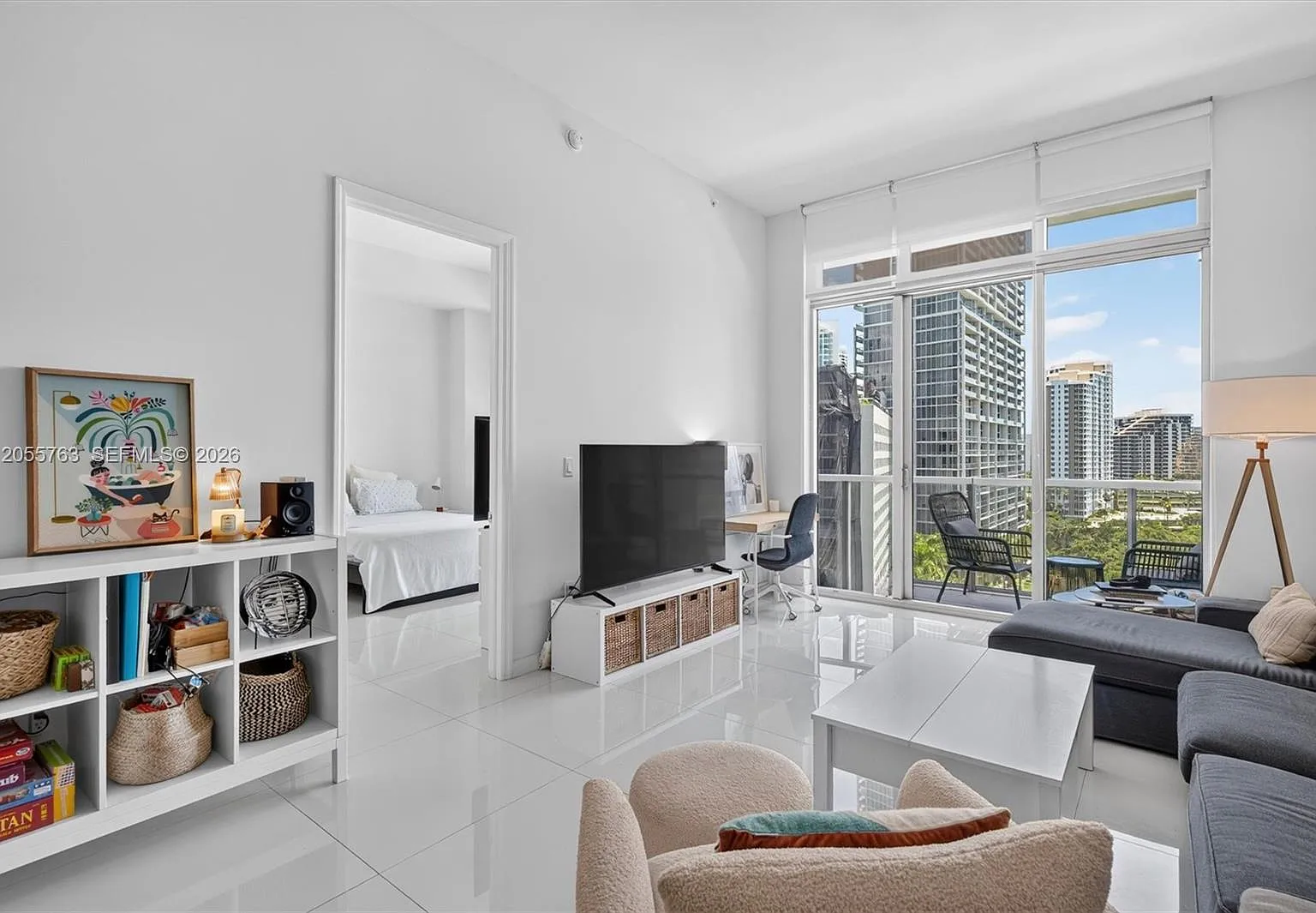 500 Brickell East Condo — Photo 2