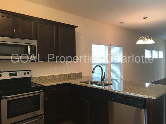 2nd image of 219 Jimmy Love Ln