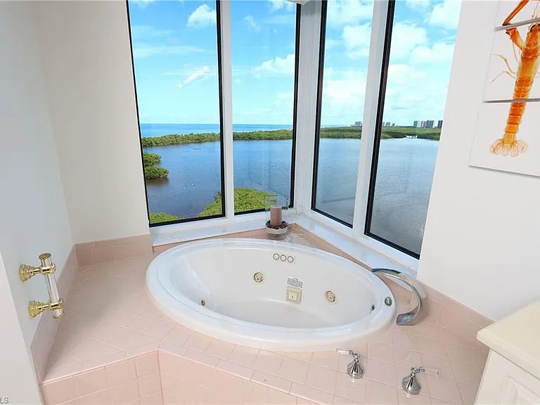 60 Seagate Dr #805 — Photo 18
