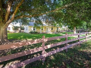 6915 Hoppe Sister Rd, New Ulm, TX 78950