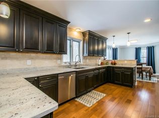 55 Senate Brook Dr, Amston, CT 06231