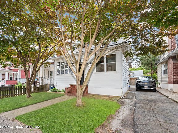 2nd image of 270 Sharpe Ave
