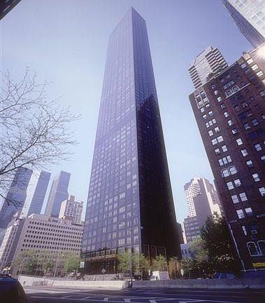 3rd image of 845 United Nations Plz APT 15G