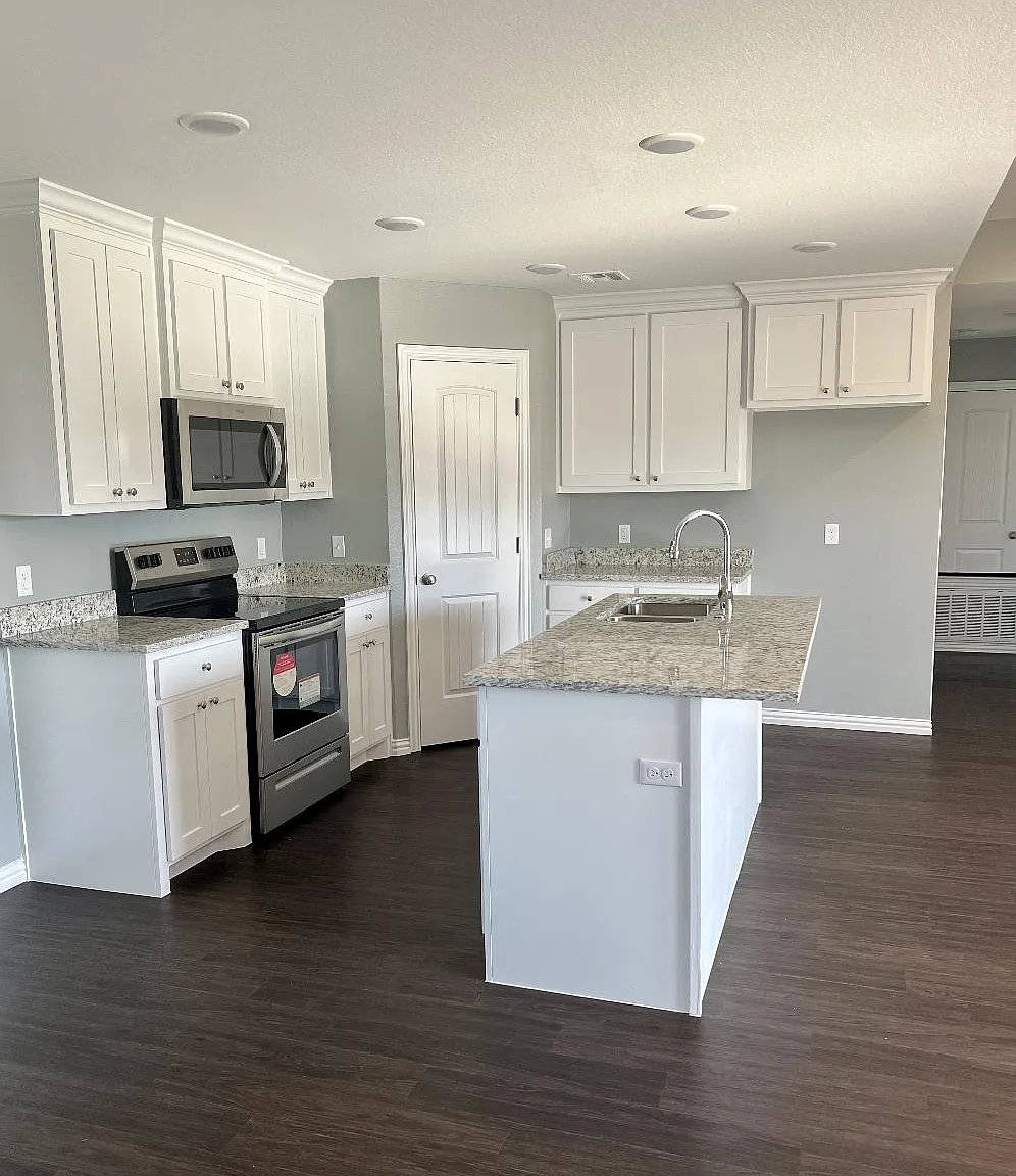 12768 Tall Grass Trl — Photo 4