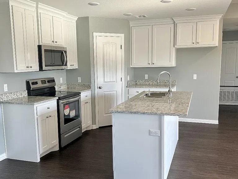 12768 Tallgrass Trl — Photo 3