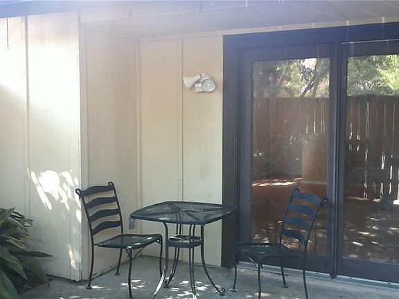 5th image of 1611 W Braker Ln #B