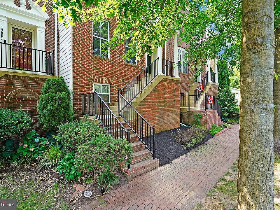 1st image of 13863 Palisades St
