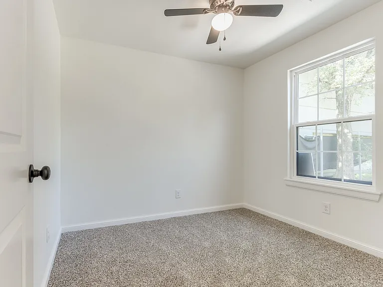 118 S Cook Ave — Photo 30