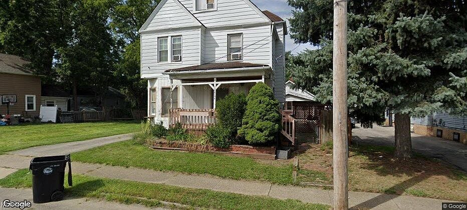 1st image of 3896-98 E 74th St