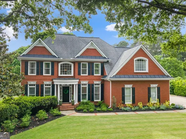 210 Hamilton Way, Roswell, GA 30075