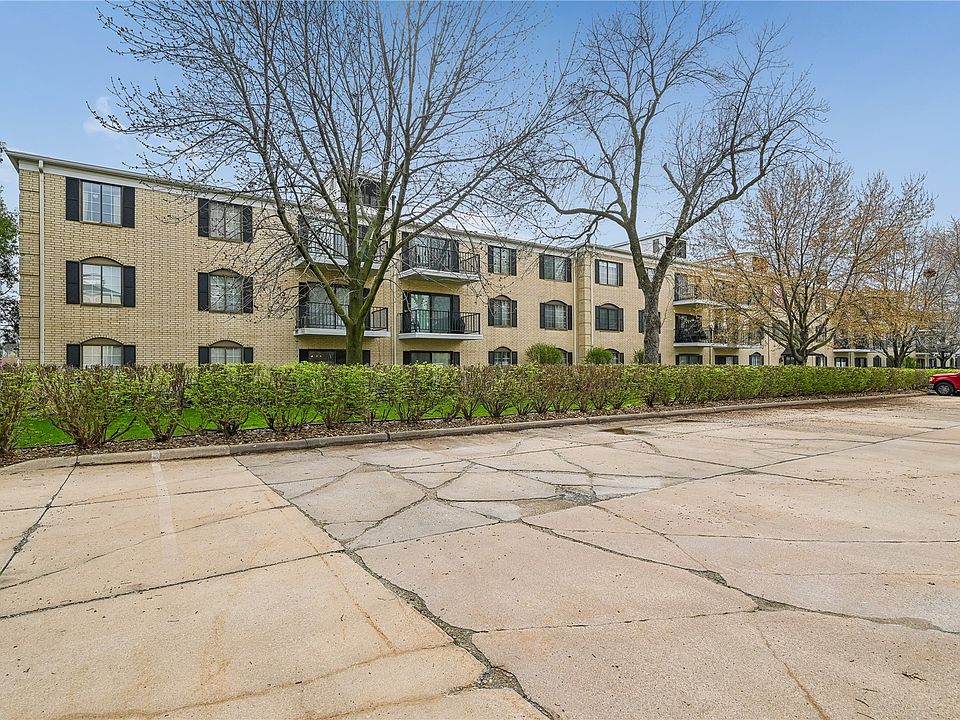 1st image of 150 Thompson Dr SE APT 318
