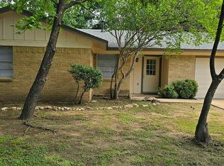 3217 Oriole Ln, Denton, TX 76209