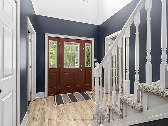 3rd image of 137 Stewart Rd