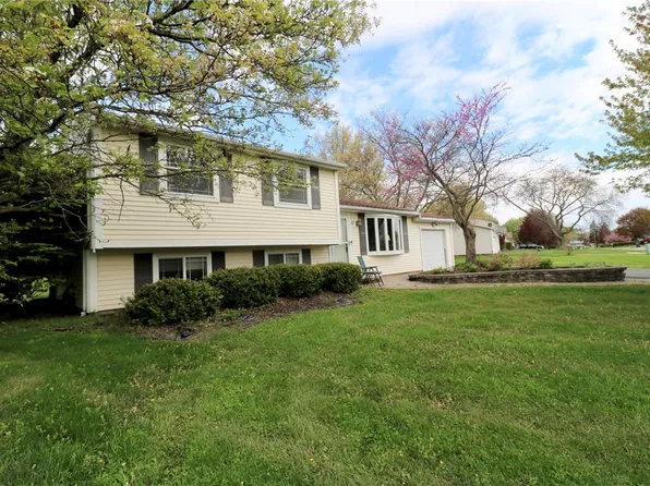 11 Glenside Way, Rochester, NY 14612