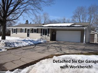 8200 Ivywood Ave S, Cottage Grove, MN 55016