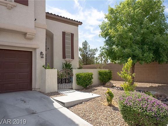 3rd image of 10482 Mulvaney Cir