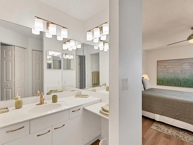 3607 E Bay Dr #206 — Photo 19