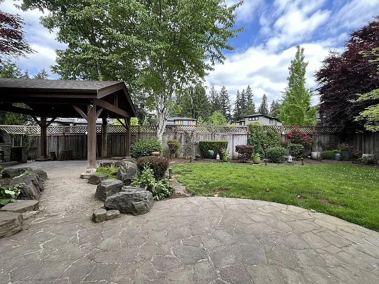 6435 McDuff Ct — Photo 68