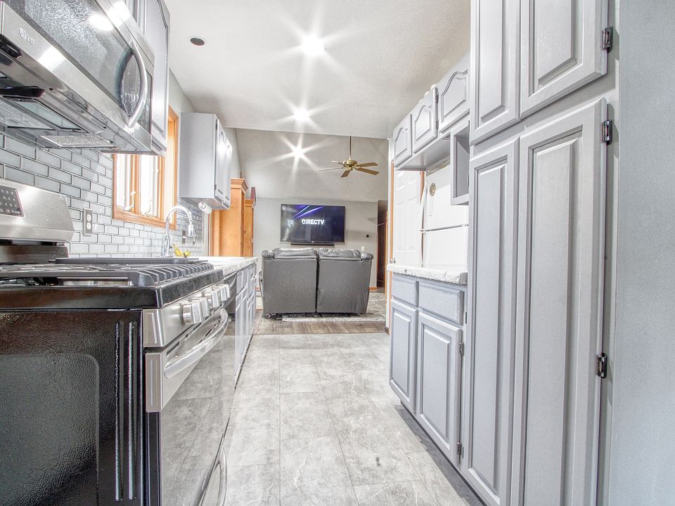 1st image of 72 Delaney Ave