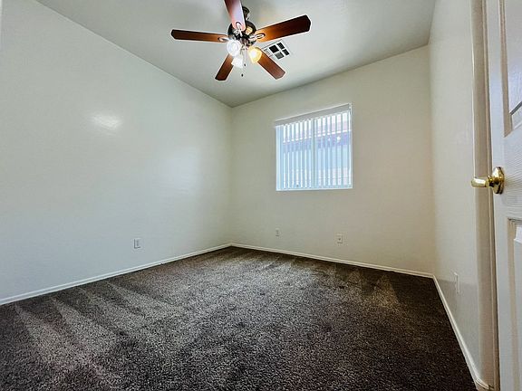 3rd image of 5620 W Ellis Dr