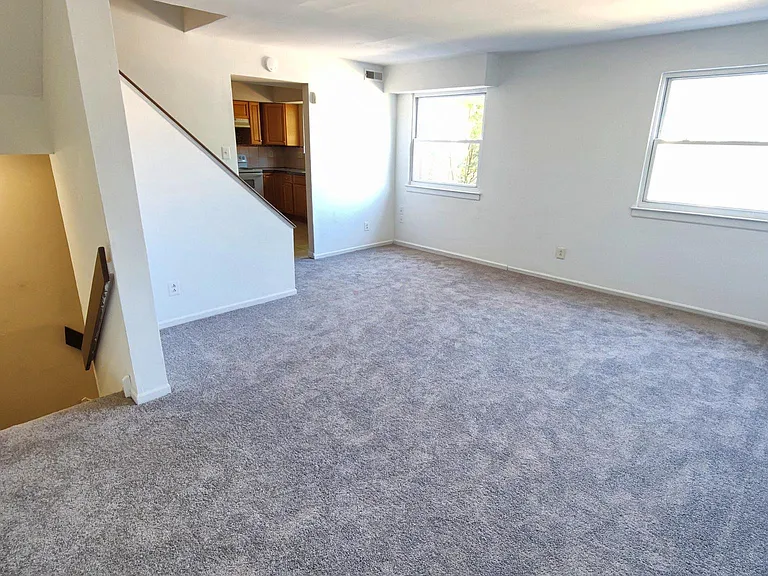 6 Buttonwood Rd #A — Photo 4