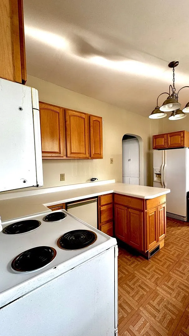 2 bed, 1.0 bath, $1,395 — Photo 3