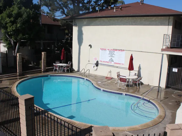 Palm Villa Apartments, 3550-3546 Los Flores Blvd #1B-1Ba-600Sqft, Lynwood, CA 90262