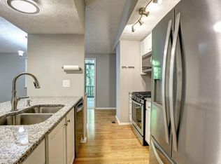 430 Hembree Forest Cir, Roswell, GA 30076