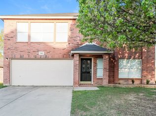 2801 Yukon Dr, Corinth, TX 76210