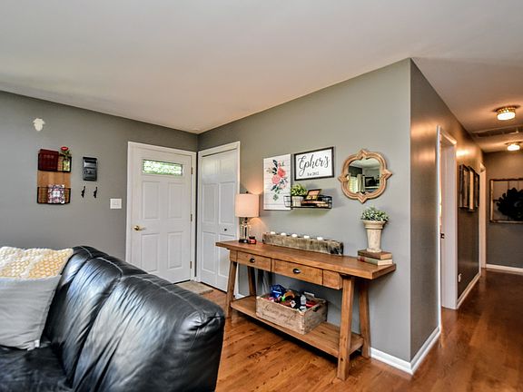 3rd image of 478 1st St
