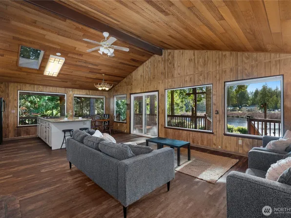 2520 E Saint Andrews Drive N, Shelton, WA 98584