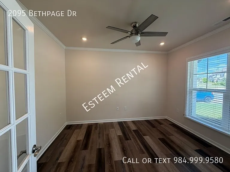 2095 Bethpage Dr — Photo 6