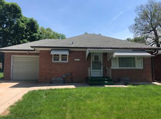 1322 N 10th St Beatrice NE 68310 Zillow