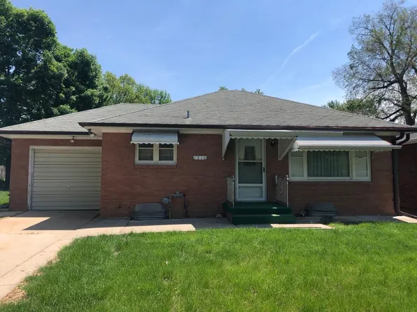 1310 N 10th St, Beatrice, NE 68310