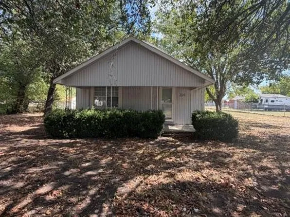 214 W Roosevelt St, Agra, OK 74824