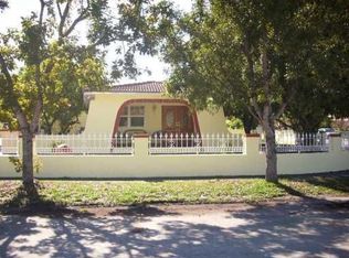 1055 SW 65th Ave, West Miami, FL 33144