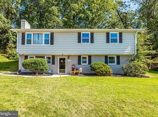 9008 Pinehurst Dr, Fort Washington, MD 20744